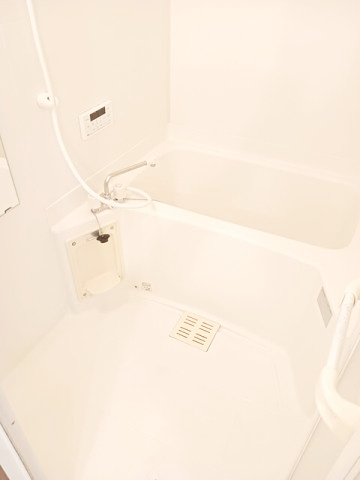 熊本市西区城山下代２丁目のアパートの浴室