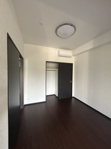大阪市淀川区新高５丁目の賃貸マンションの寝室