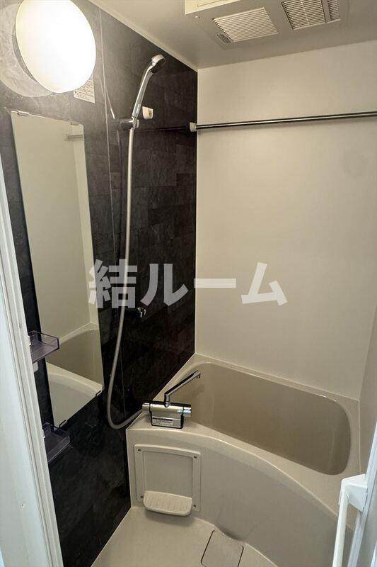 板橋区中丸町の賃貸マンションの浴室