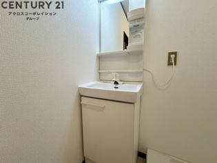 使いやすい独立洗面台です