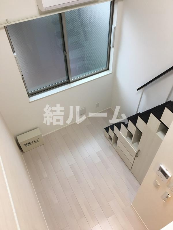 板橋区前野町４丁目のアパートの居間・リビング