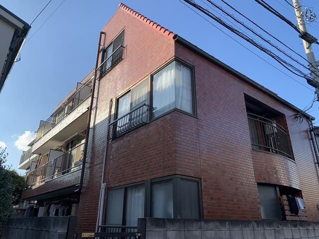 坂の上ハイツの外観
