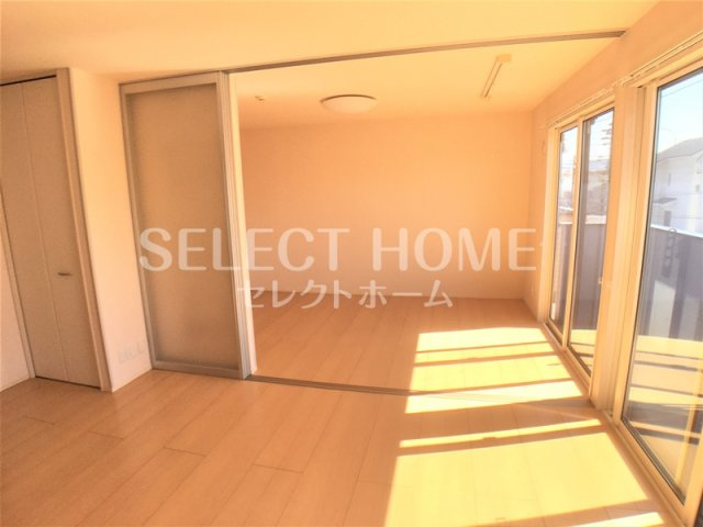  | D-SQUARE