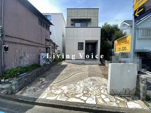 【仲介手数料０円】茅ヶ崎市中海岸4丁目　中古一戸建ての外観|茅ヶ崎市中海岸4丁目　中古一戸建て