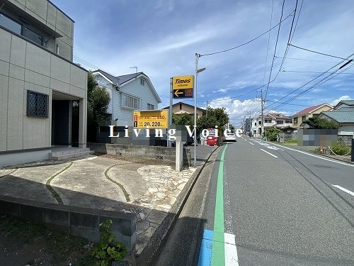 【仲介手数料０円】茅ヶ崎市中海岸4丁目　中古一戸建ての前面道路含む現地写真|茅ヶ崎市中海岸4丁目　中古一戸建て