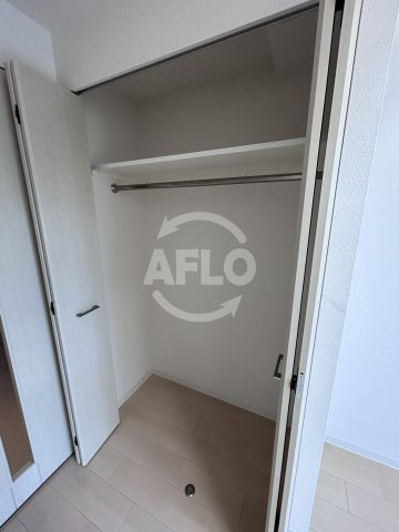 エステムコート新大阪Ⅷレヴォリスの収納|エステムコート新大阪Ⅷレヴォリス　クローゼット
