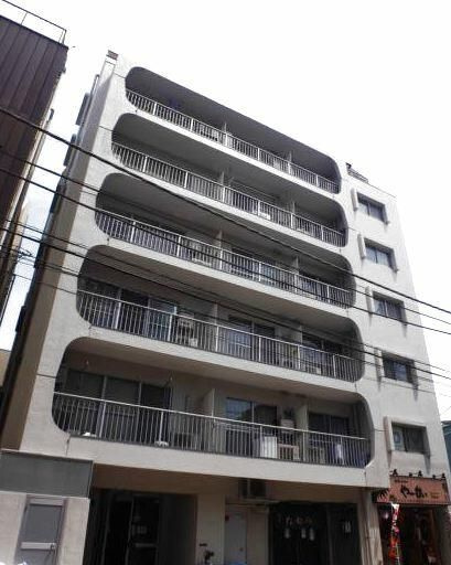 上野スカイハイツの外観