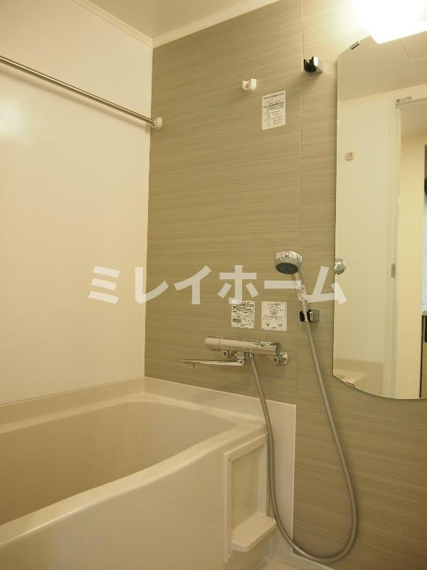 ルーブル中馬込弐番館の浴室