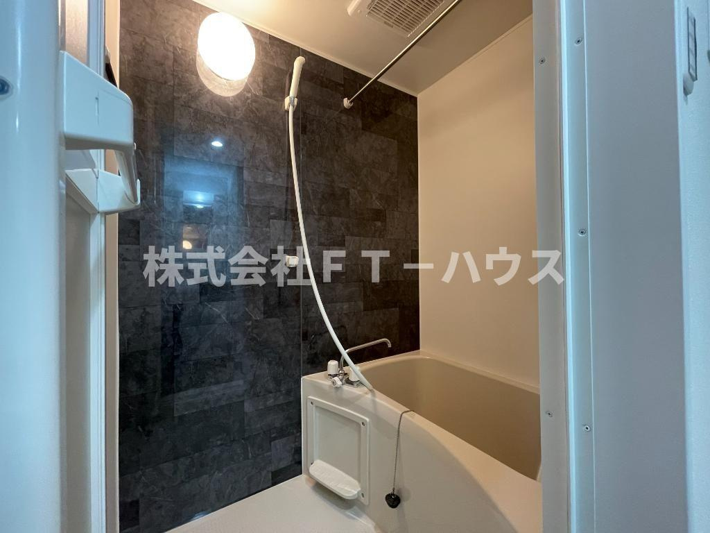 ステイビルⅡ　８０１の浴室