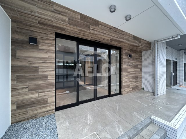 CREST TAPP新大阪のエントランス|CREST　TAPP新大阪　エントランス