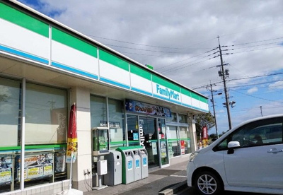 【周辺】 | アンジェロ　フェリーチェ | ファミリーマート倉敷福島店まで950m
