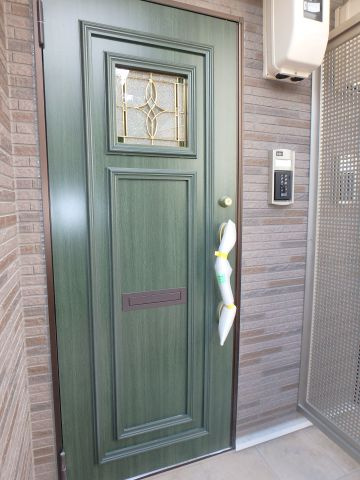 グレイス茶屋町駅前 Bの玄関