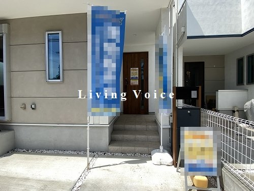 【仲介手数料０円】茅ヶ崎市中島4期　中古戸建のエントランス|茅ヶ崎市中島4期　中古戸建