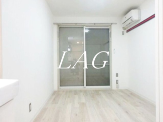 【居間・リビング】 | コロナビレッヂ | 洋室のお部屋です。