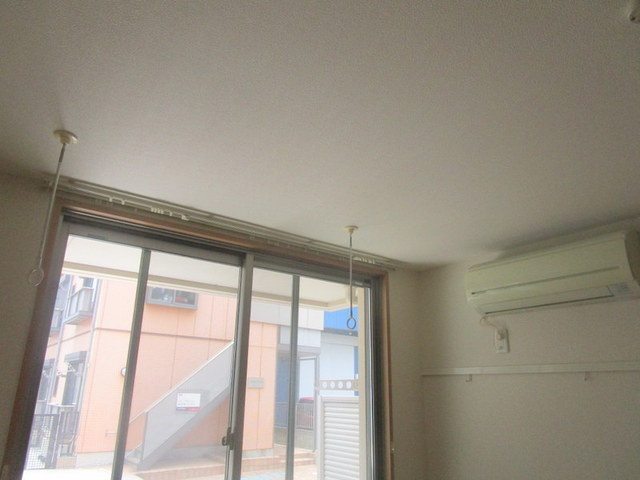 エクセラン大森の設備|室内物干しフック／エアコン