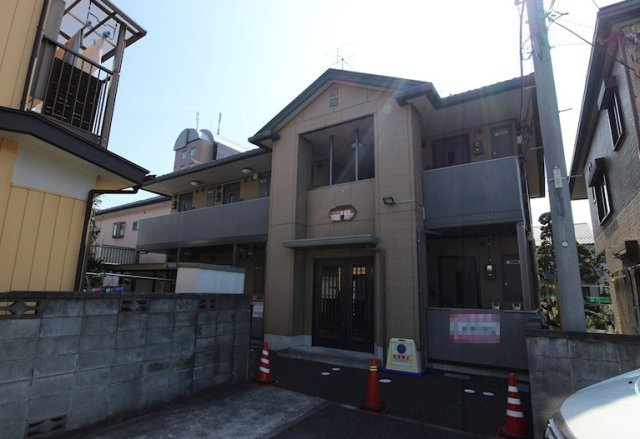 リリ参番館