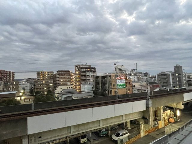ドミール府中の展望