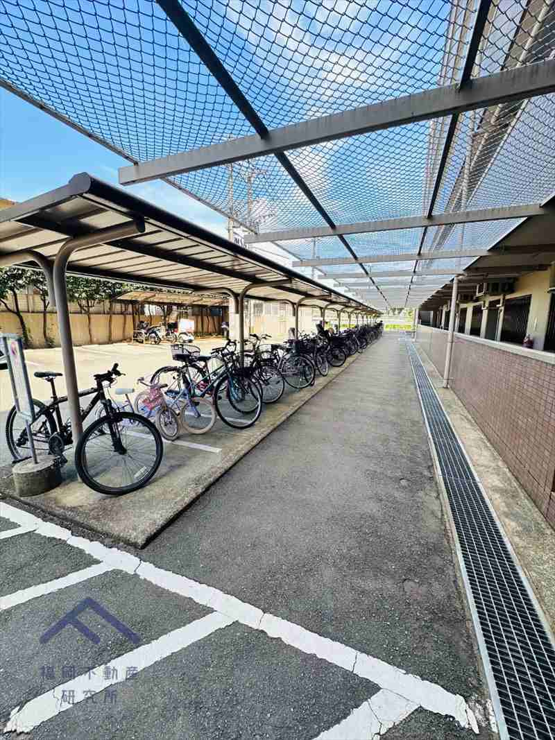 東峰マンション大橋２の駐輪場