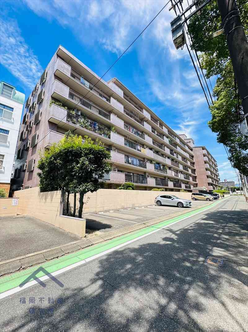 東峰マンション大橋２の外観