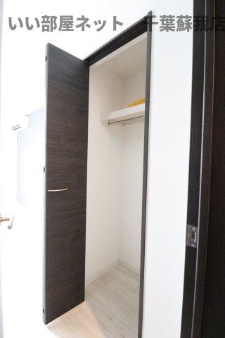 ジーメゾン千葉長洲ユディンの収納|こまごまとしたものを収納できそうですね