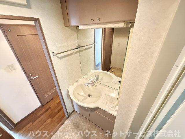 ソレイユ松戸の洗面所