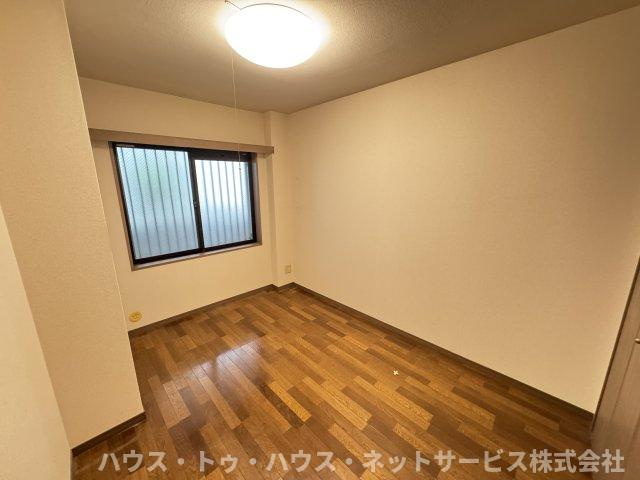 ソレイユ松戸の洋室