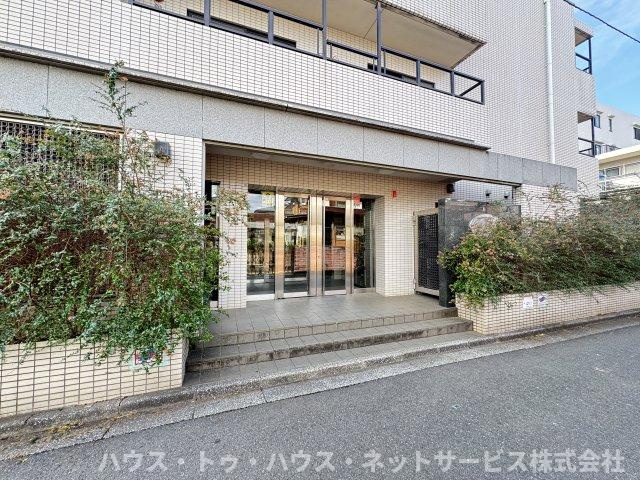 ソレイユ松戸のエントランス