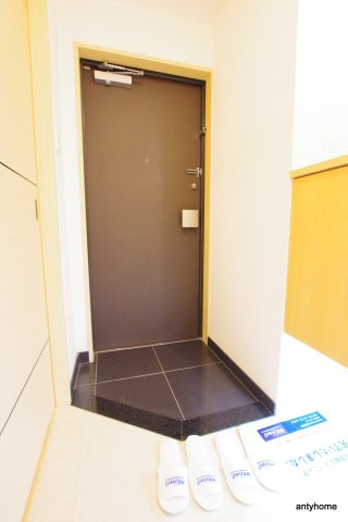 ベリーモンテ新大阪　仲介手数料無料の玄関