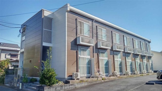 レオパレスソレイエの外観|落ち着いた雰囲気の外観です