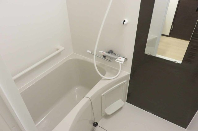 レオネクスト湘南町屋Ⅱの浴室|コンパクトで使いやすいお風呂です