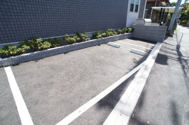 リブリ・楓の駐車場|駐車場があります
