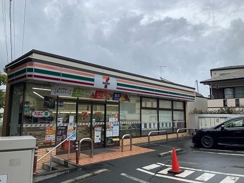 ユーステス鎌倉の周辺|セブン-イレブン鎌倉湘南町屋店まで600m