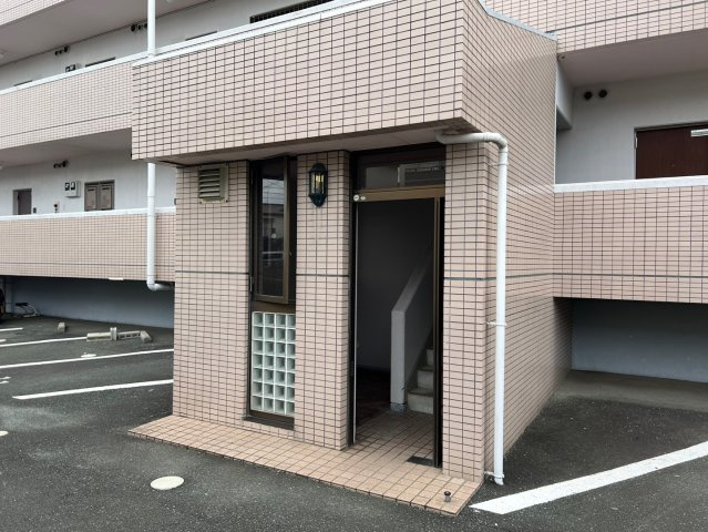 【エントランス】 | ユトリロ曙 | （※写真はイメージです、現況優先となります）