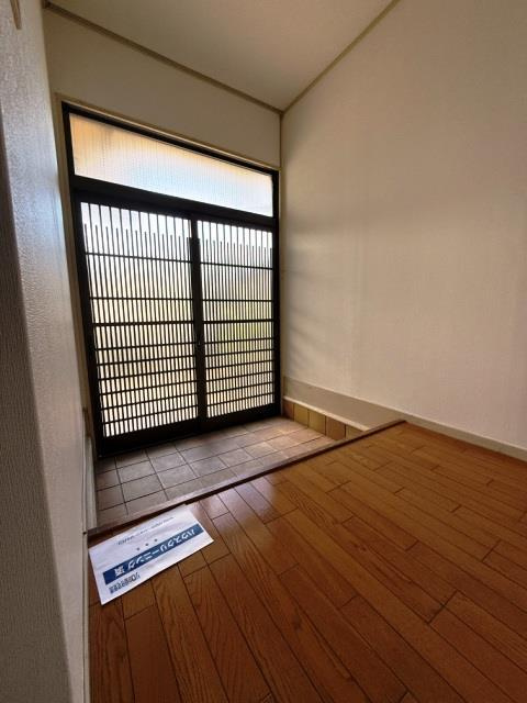 糀台４丁目戸建の玄関