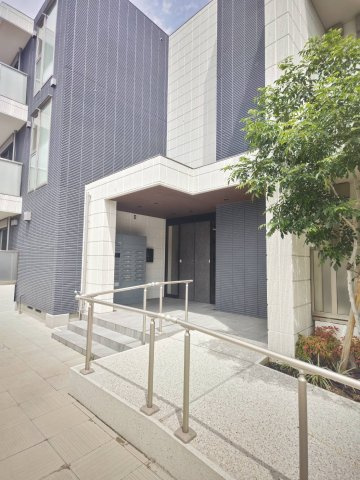 【エントランス】 | ビブレアンサンブル | 毎日通るエントランスはこのようになっています