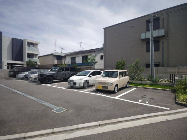【駐車場】 | ビブレアンサンブル | カースペースがあります