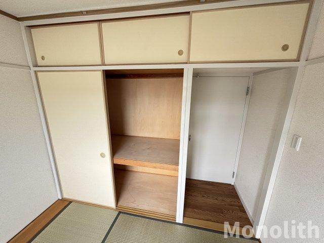 光明台19号棟の収納