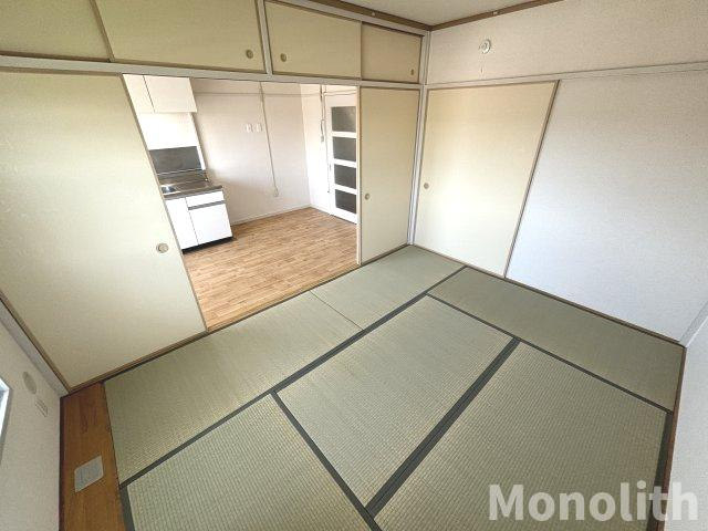 光明台19号棟の内装
