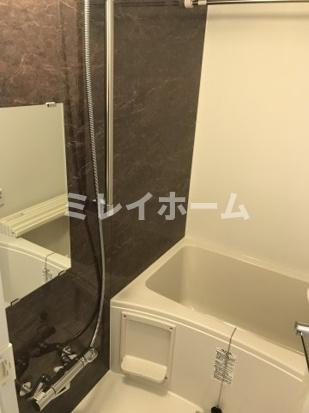 クレヴィスタ多摩川六郷の浴室