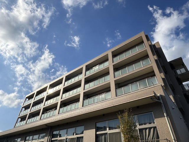 川崎市麻生区黒川の賃貸マンションの外観