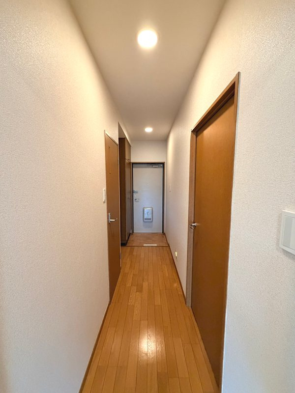 川崎市麻生区黒川の賃貸マンションの玄関