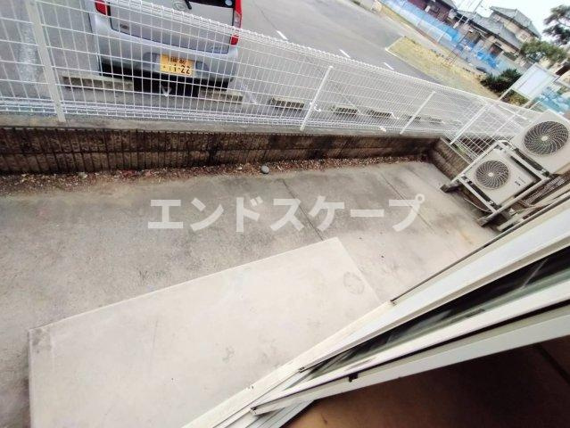 オンブラージュのバルコニー|高崎、前橋のお部屋探しはエンドスケープまで！お客様の理想お聞かせ下さい♪