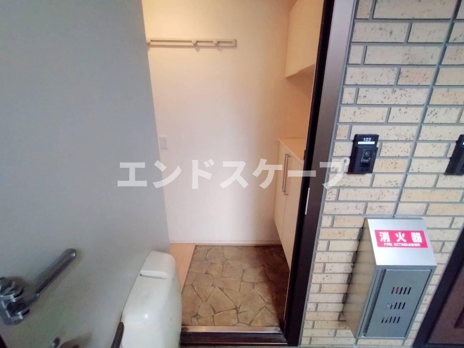 オンブラージュのエントランス|高崎、前橋のお部屋探しはエンドスケープまで！お客様の理想お聞かせ下さい♪