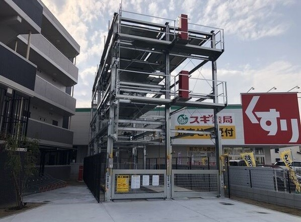 パークレジデンス汐路町の駐車場
