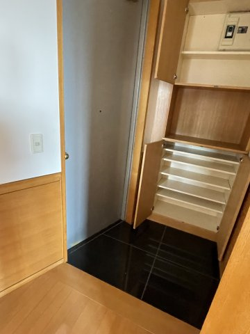 旧セントヒルダスイズミタマガワの収納|※他部屋参考写真