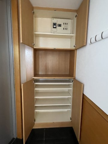 旧セントヒルダスイズミタマガワの収納|※他部屋参考写真