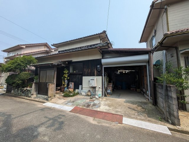 勝岡町戸建ての外観|おしゃれな外観です
