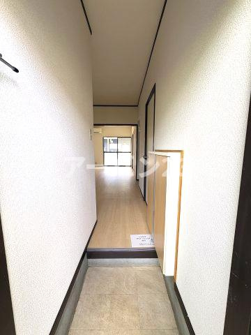 サニーヴィレッジⅡの玄関