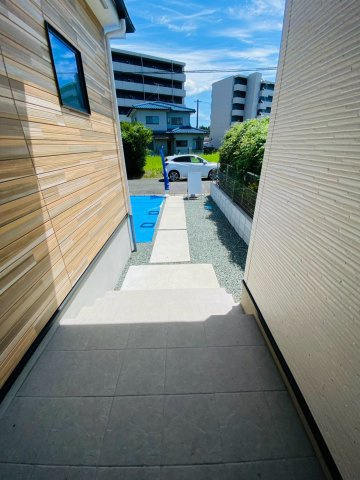 ケイアイグレイス／大津５期／１号棟の玄関