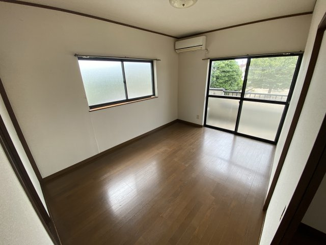 今在家6丁目戸建ての寝室